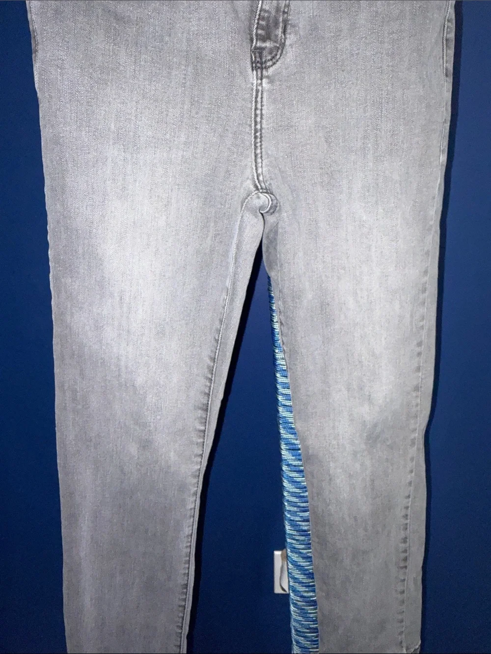 Children’s Place- Light Gray Straight Leg Jeans Size 12 Boys